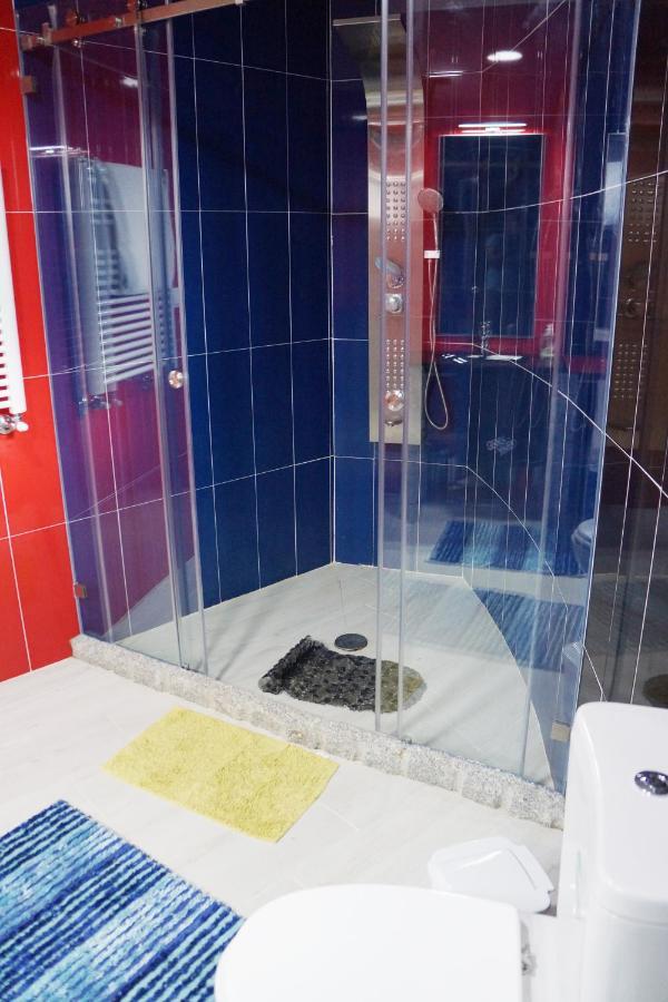 Casinha Das Bonecas - Casa Com Piscina Privada Aveiro Dış mekan fotoğraf