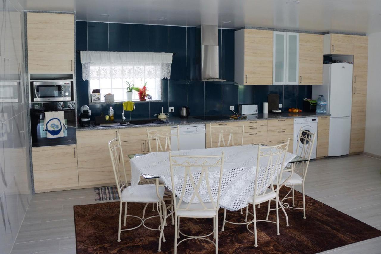 Casinha Das Bonecas - Casa Com Piscina Privada Aveiro Dış mekan fotoğraf