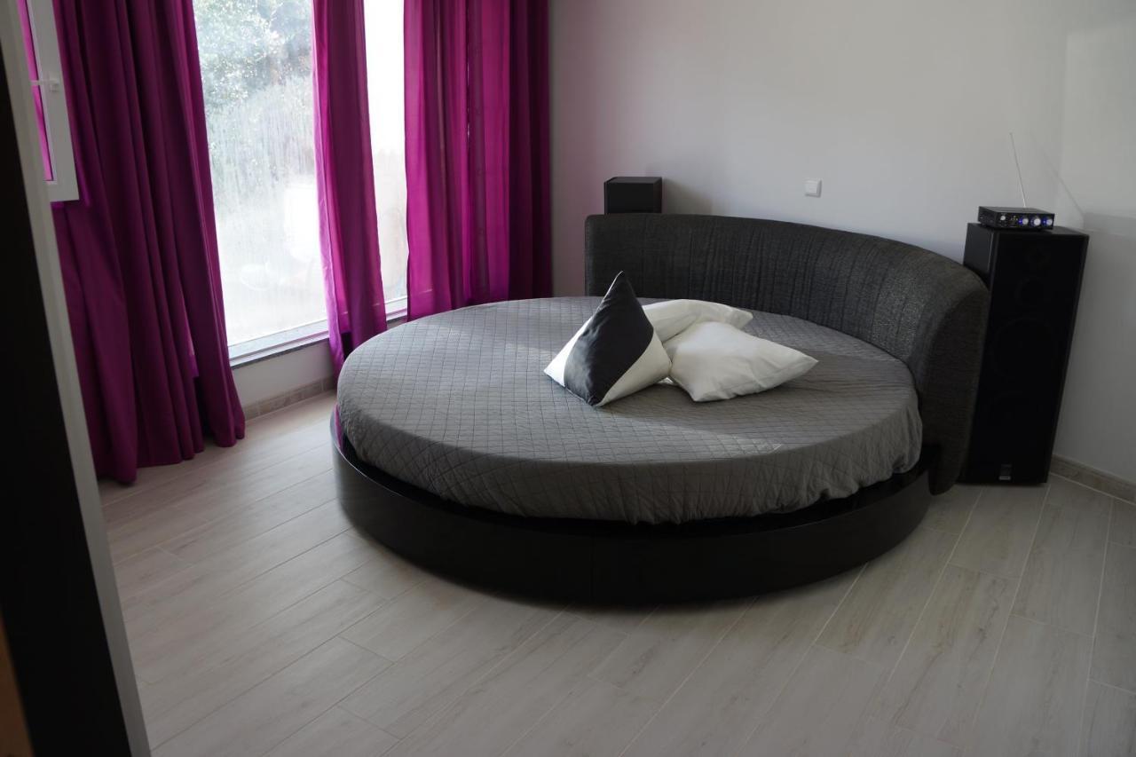 Casinha Das Bonecas - Casa Com Piscina Privada Aveiro Dış mekan fotoğraf