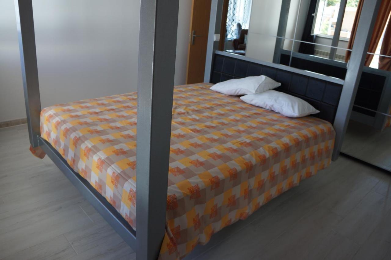 Casinha Das Bonecas - Casa Com Piscina Privada Aveiro Dış mekan fotoğraf