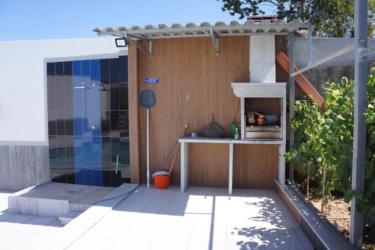 Casinha Das Bonecas - Casa Com Piscina Privada Aveiro Dış mekan fotoğraf