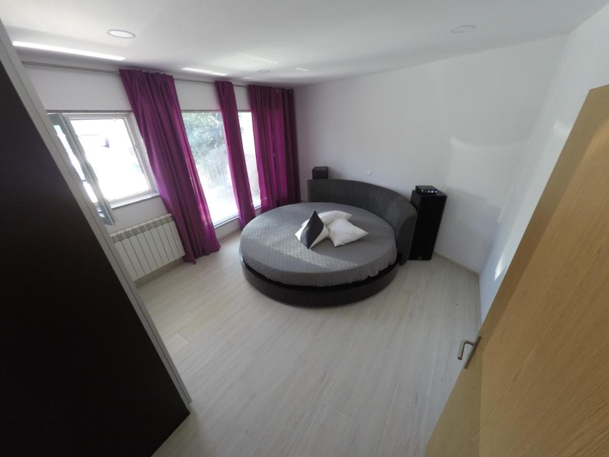 Casinha Das Bonecas - Casa Com Piscina Privada Aveiro Dış mekan fotoğraf