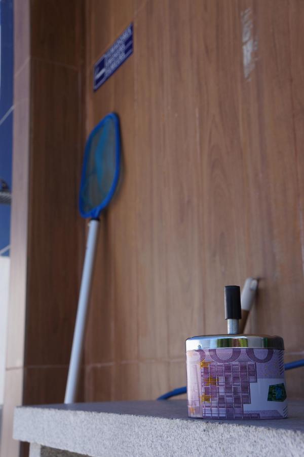 Casinha Das Bonecas - Casa Com Piscina Privada Aveiro Dış mekan fotoğraf
