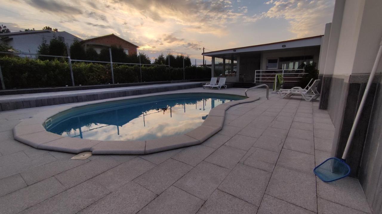 Casinha Das Bonecas - Casa Com Piscina Privada Aveiro Dış mekan fotoğraf